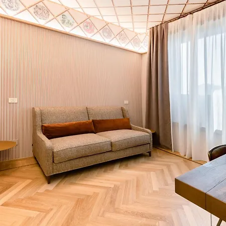 Qc Room Milano Porta Romana Exterior photo