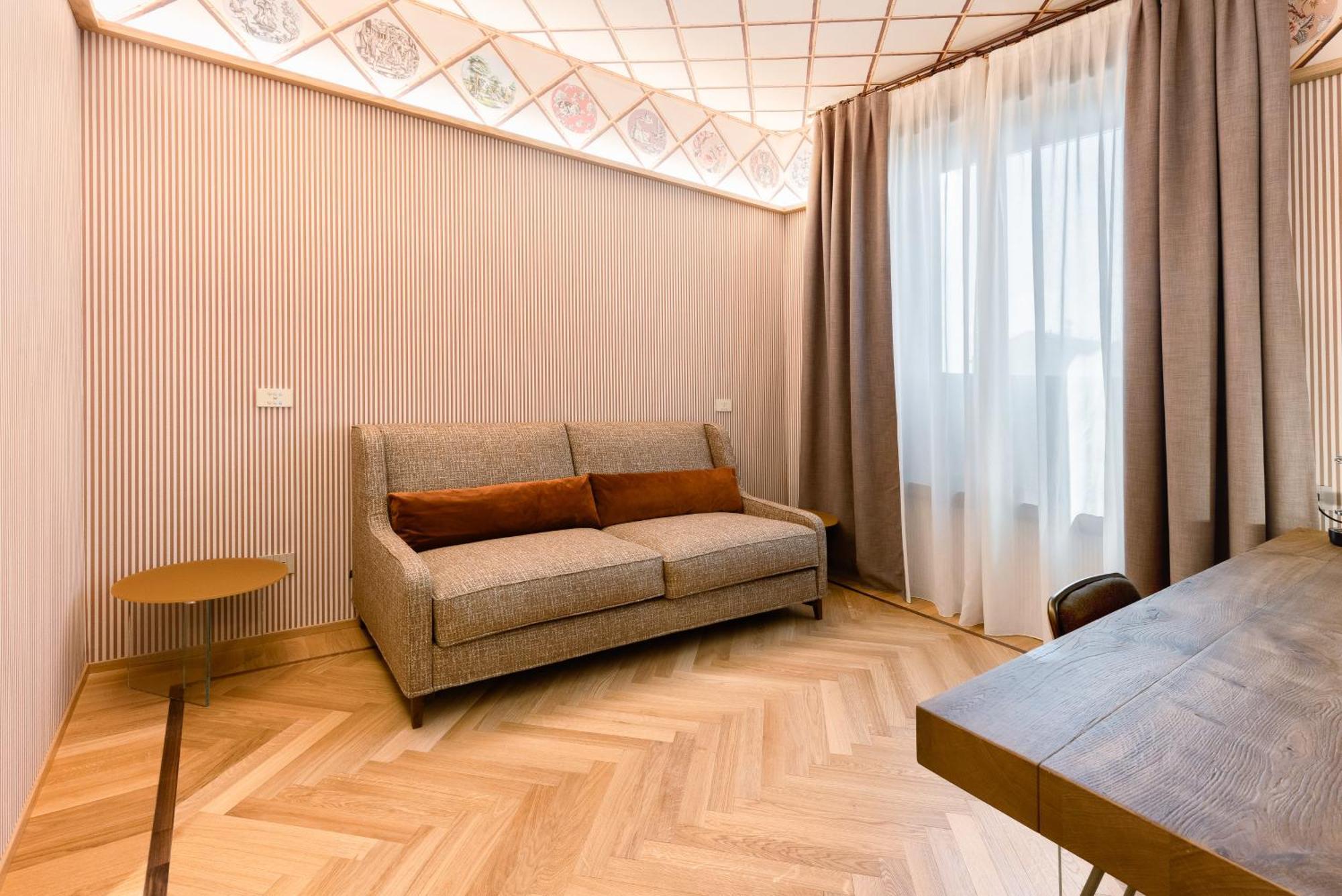 Hotel D'este 4*